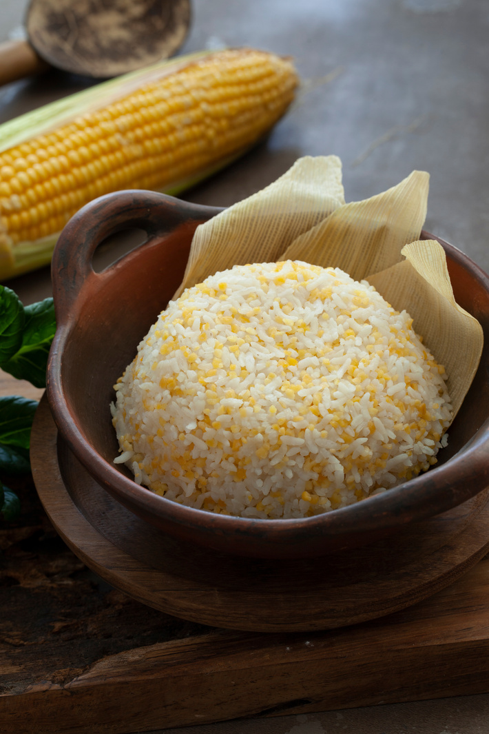 Corn rice. nasi jagung.