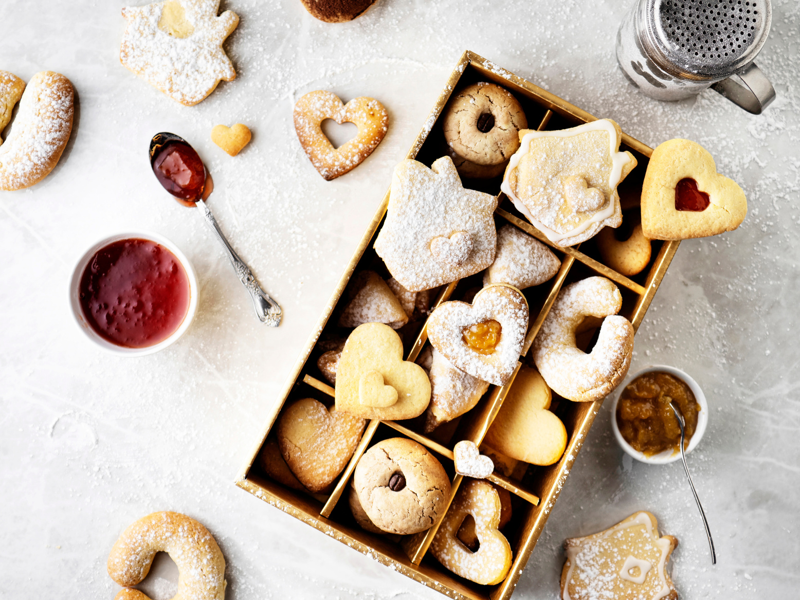 Christmas cookie box, Cookies, Valentine's Day jam cookies,Valentine's Day Heart Cookies